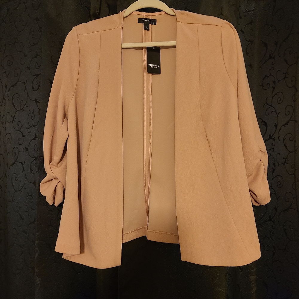 PINK CREPE DRAPE BLAZER